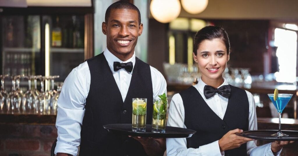 Waiter & Waitress Jobs in Italy